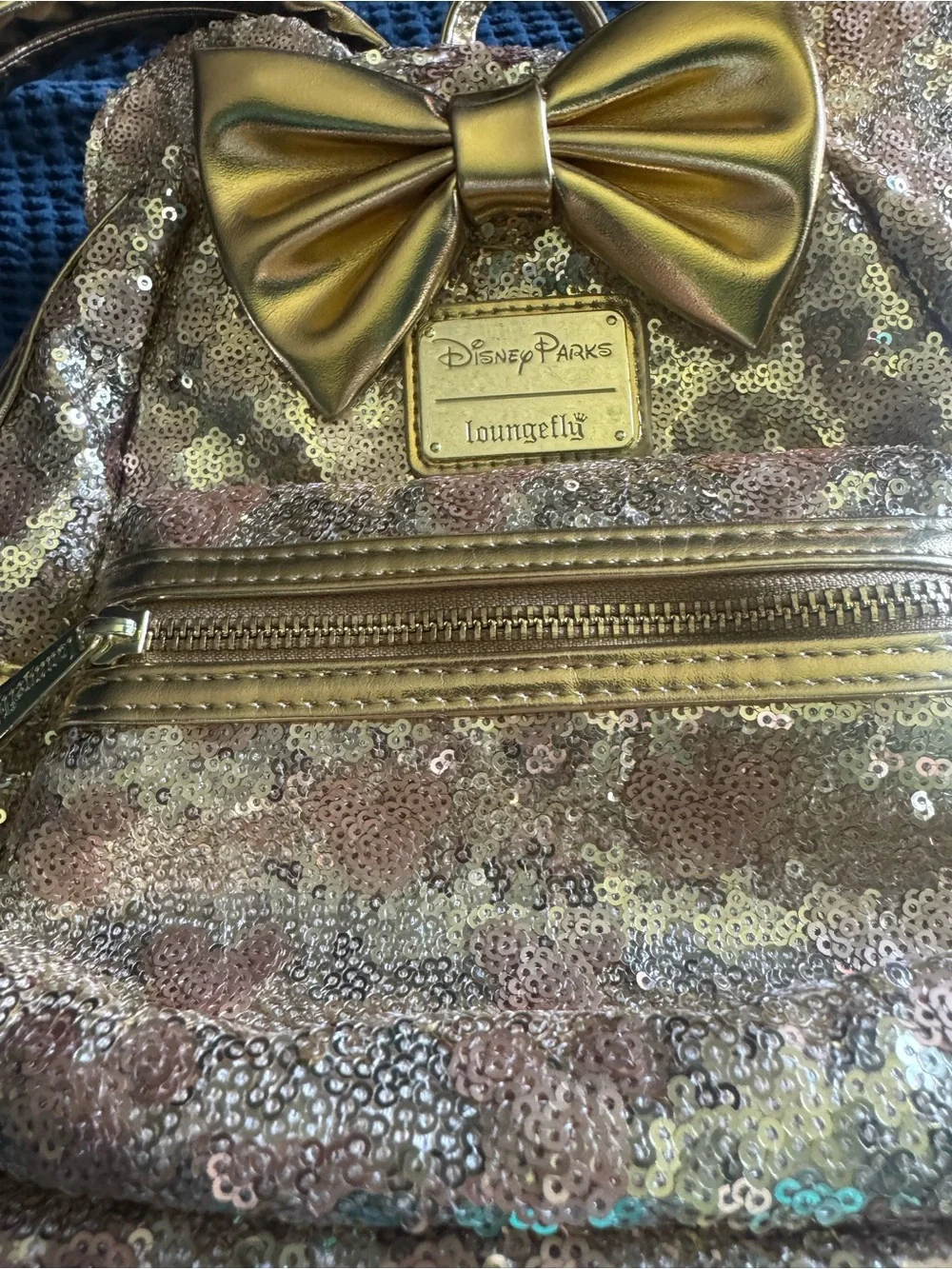 Loungefly Disney pawns Minnie Mouse gold sequin mini backpack